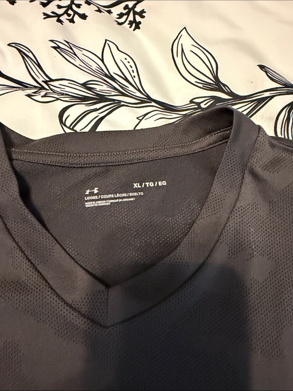 Under Armour Men’s Black V-Neck Performance Tee with Blue Logo - Picture 2 of 4
